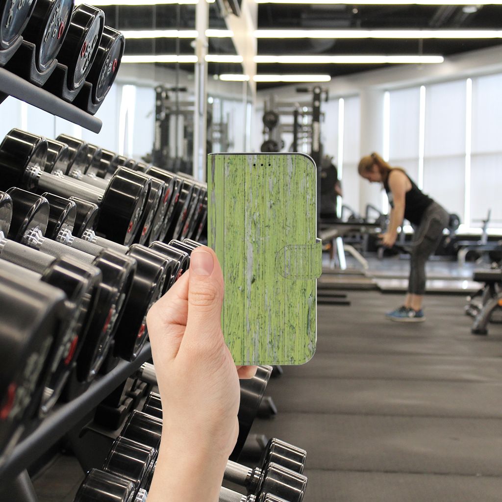 iPhone 13 Pro Book Style Case Green Wood