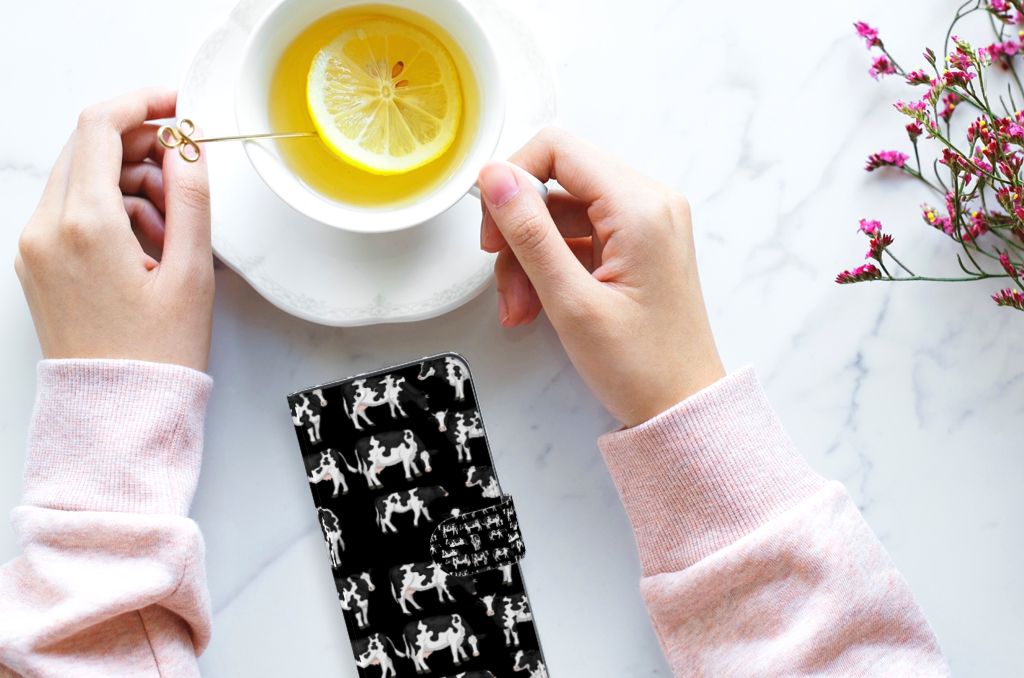 Alcatel 1S 2020 Telefoonhoesje met Pasjes Koetjes