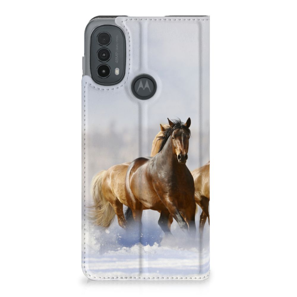 Motorola Moto E20 Hoesje maken Paarden met paardenprint, elegant en stijlvol smartphonehoesje.