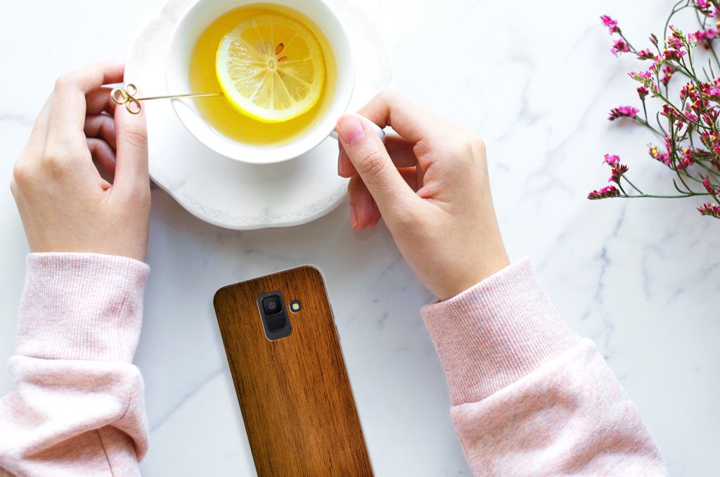 Samsung Galaxy A6 (2018) Bumper Hoesje Donker Hout