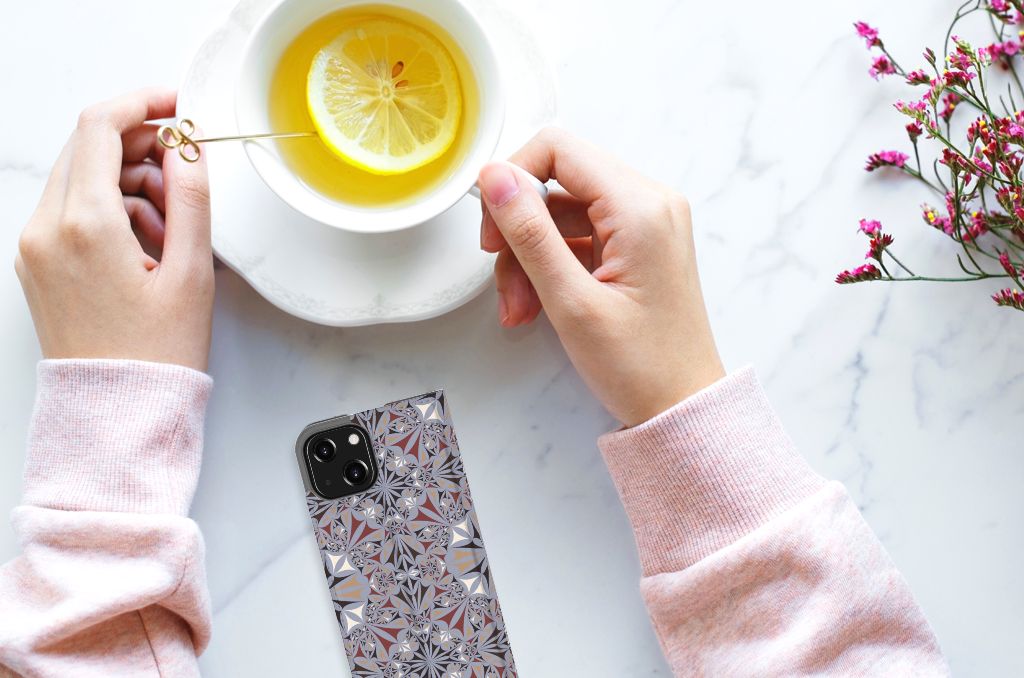 iPhone 13 Mini Standcase Flower Tiles - B2C Telecom