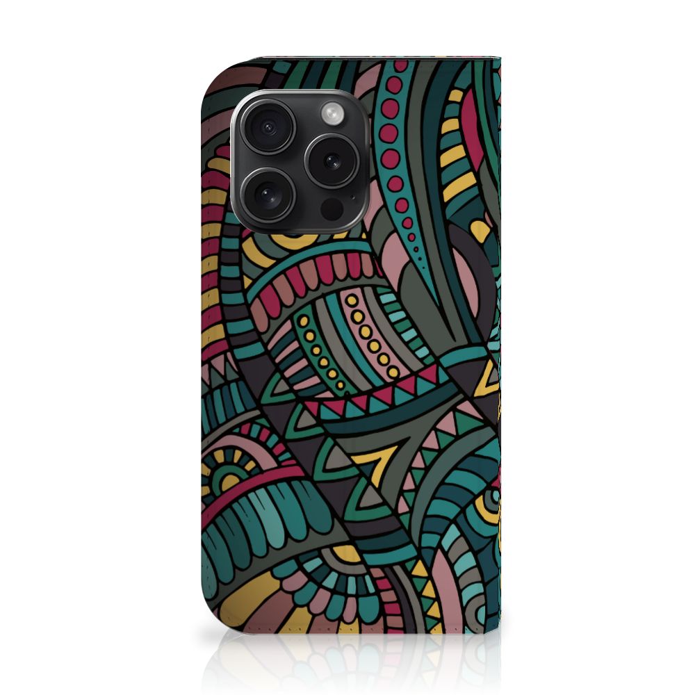 iPhone 15 Pro Hoesje met Magneet Aztec, kleurrijk retro design met artistieke patronen 🎨.