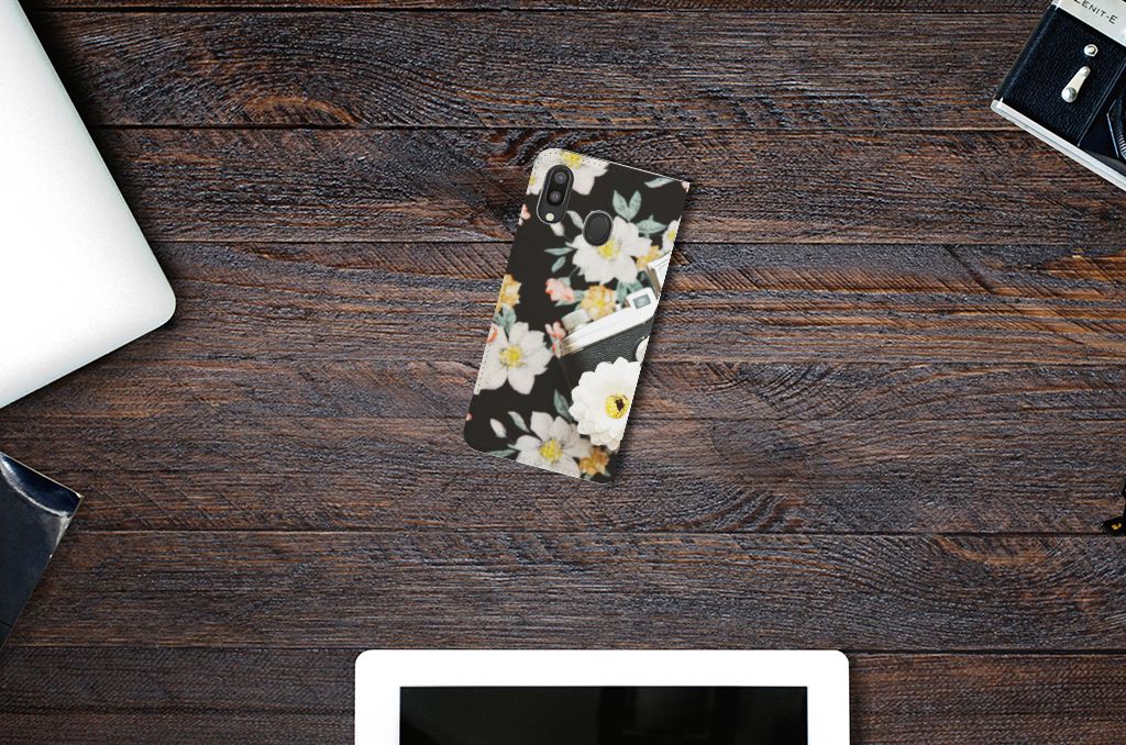Samsung Galaxy M20 Stand Case Vintage Camera