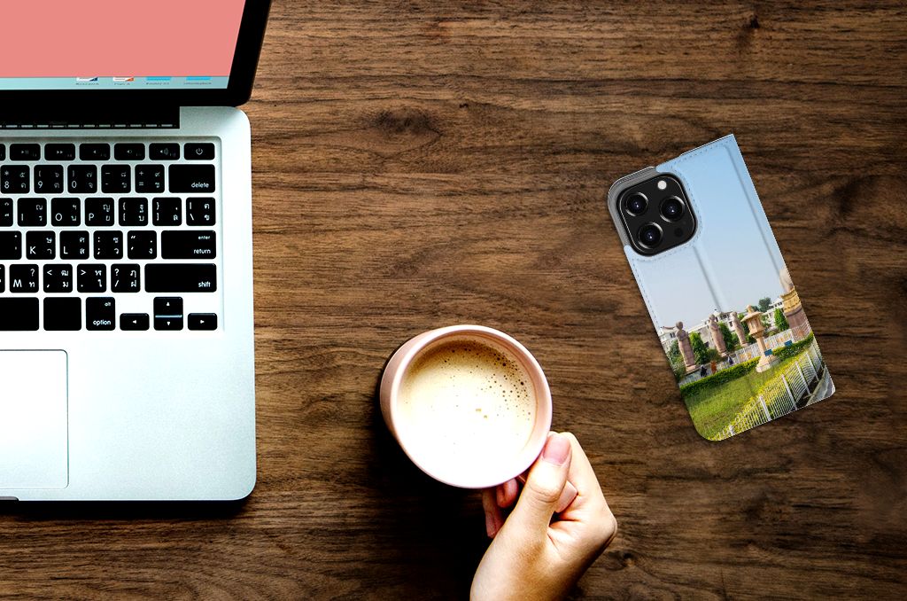 iPhone 13 Pro Book Cover Boeddha - B2C Telecom