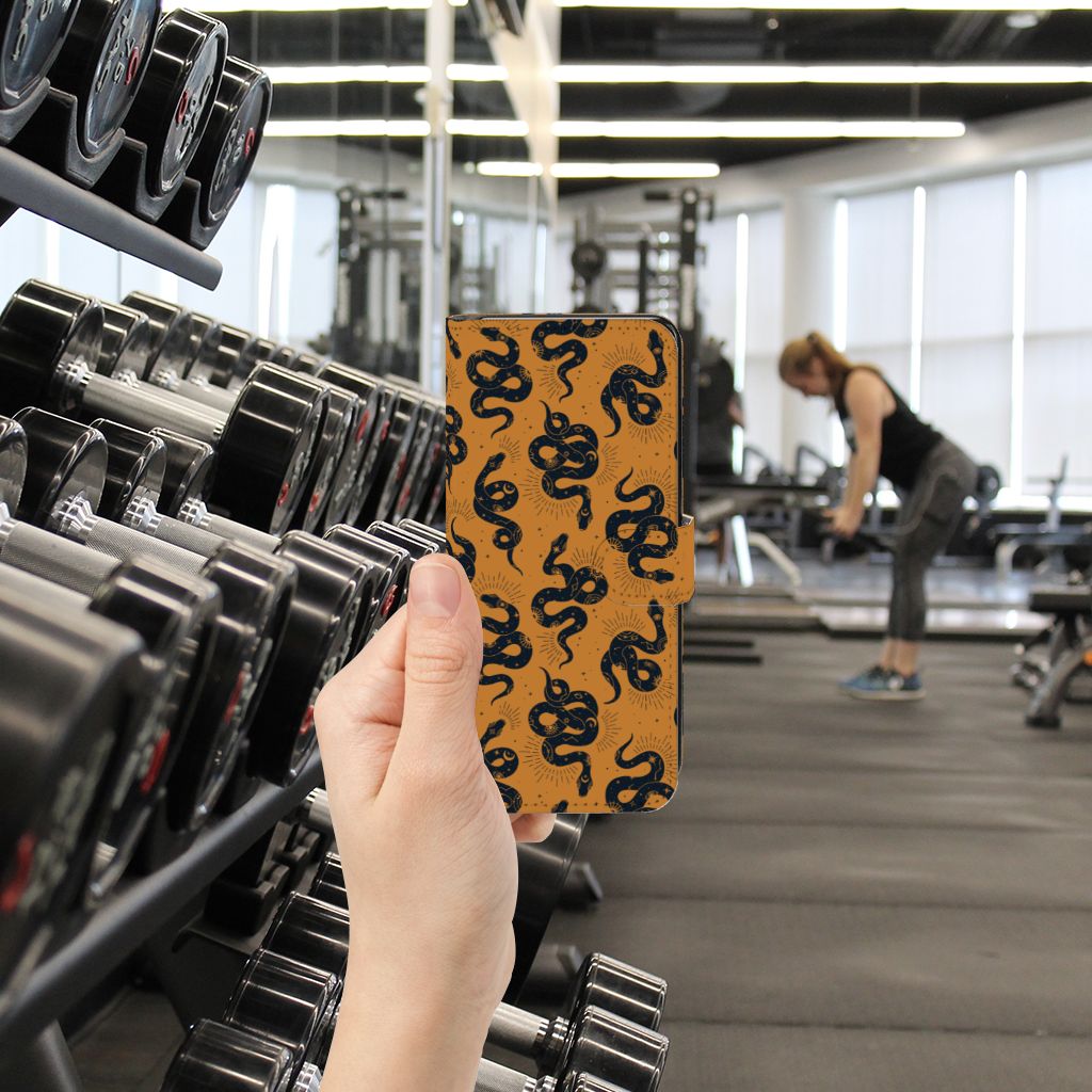 Telefoonhoesje met Pasjes voor Motorola Moto G72 Snakes