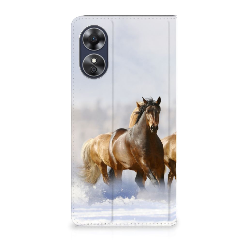 OPPO A17 Hoesje maken Paarden met een afbeelding van galopperende paarden op een stijlvolle smartphonecase.