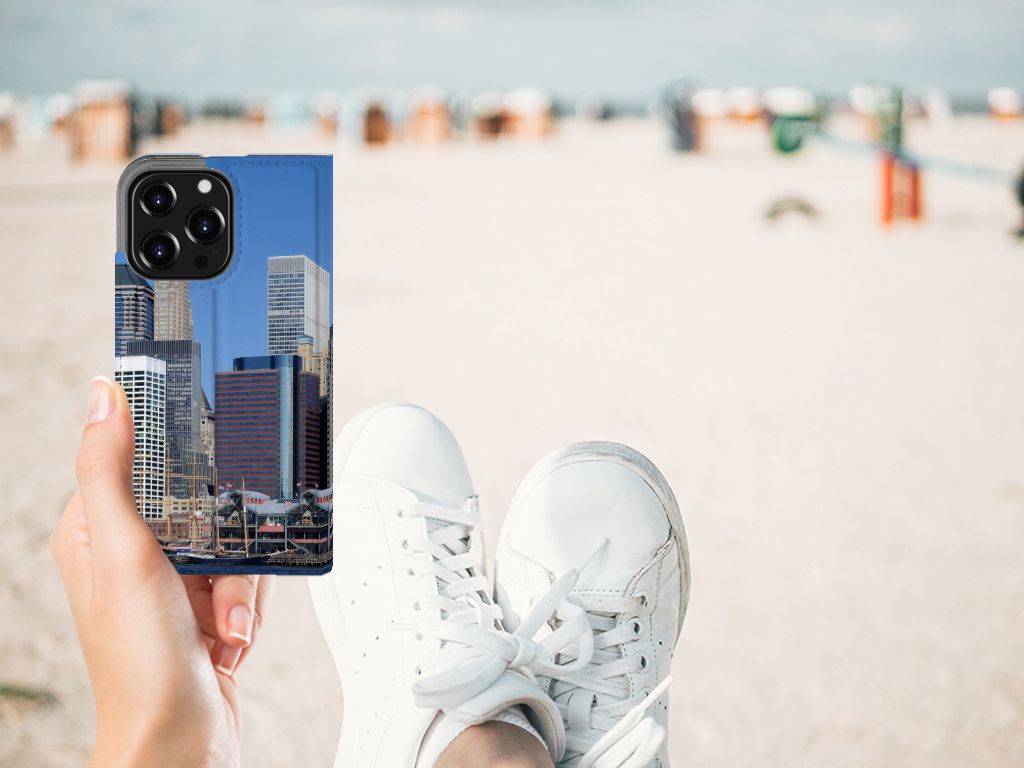iPhone 13 Pro Book Cover Vrijheidsbeeld - B2C Telecom