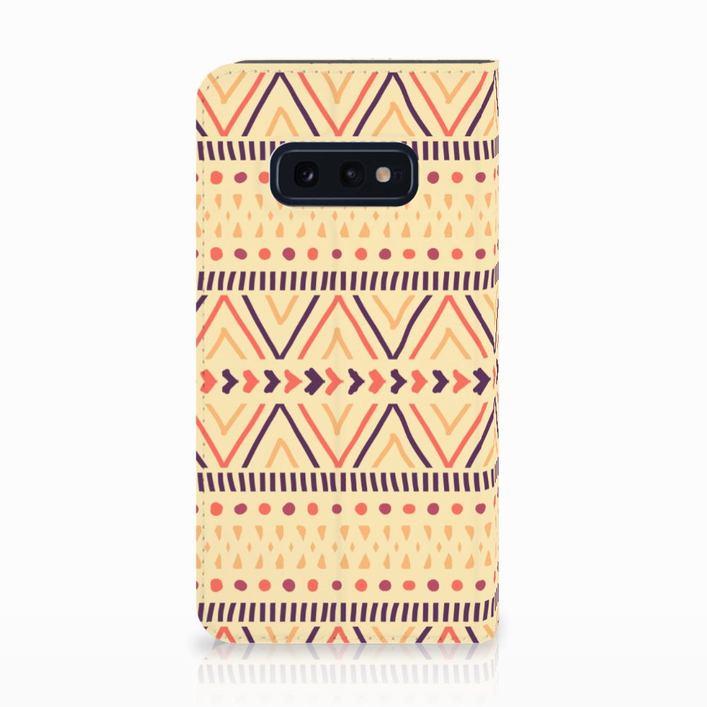 Samsung Galaxy S10e Hoesje met Magneet Aztec Yellow