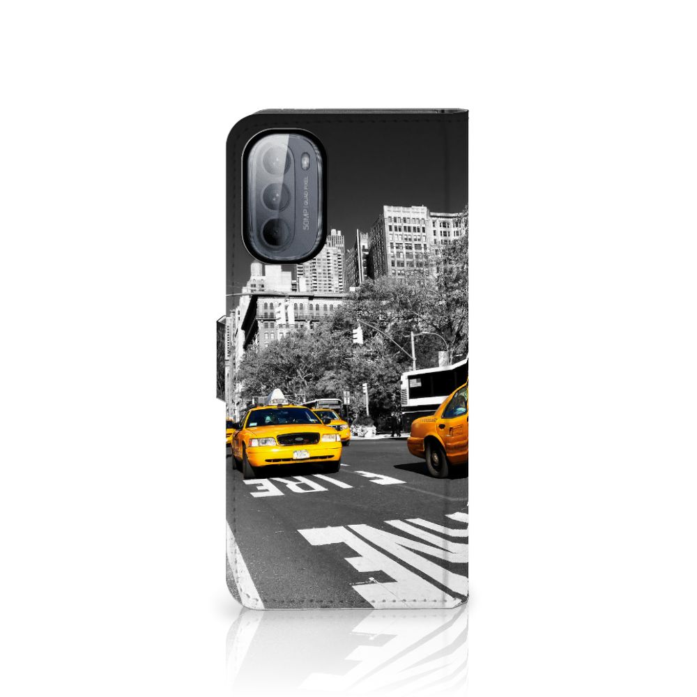 Motorola Moto G31 | G41 Flip Cover New York Taxi