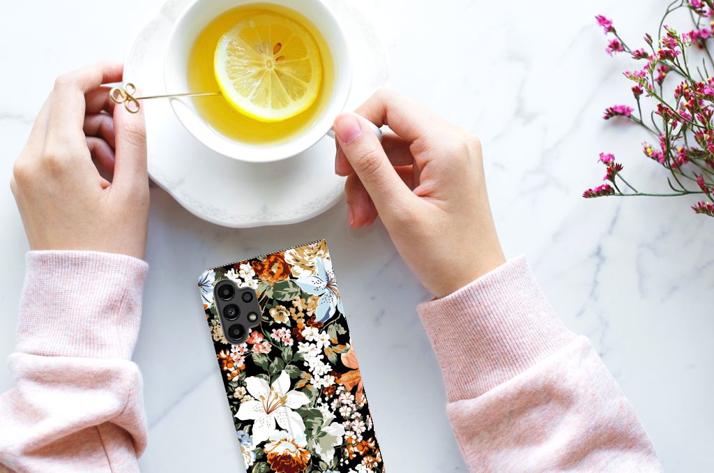 Smart Cover voor Samsung Galaxy A13 (4G) Dark Flowers - B2C Telecom