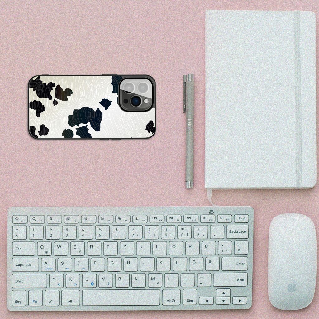 iPhone 13 Pro Dierenprint Telefoonhoesje Koeienvlekken B2C Telecom