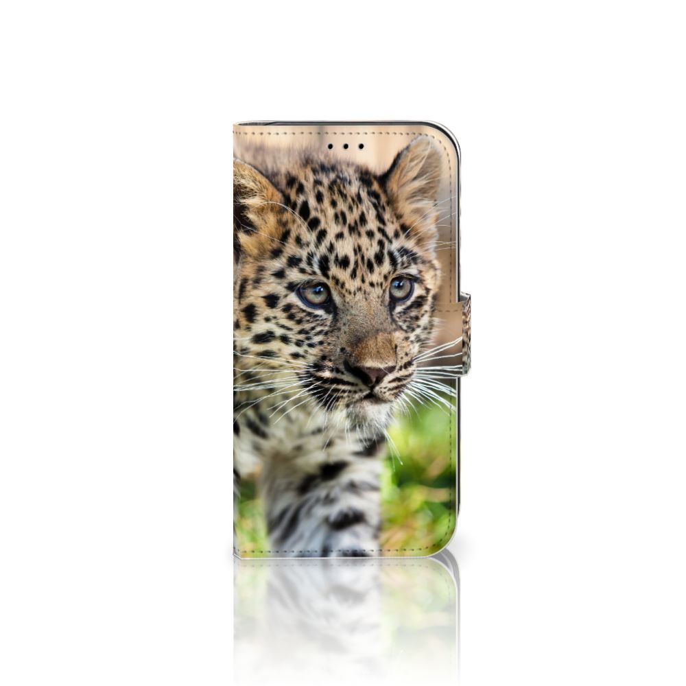 Apple iPhone 11 Telefoonhoesje met Pasjes Baby Luipaard