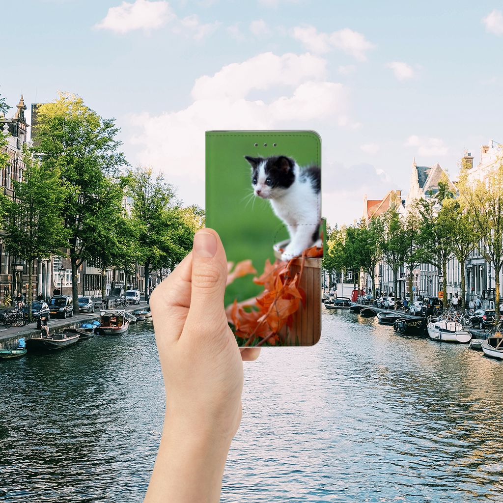 Samsung Galaxy J7 2016 Telefoonhoesje met Pasjes Kitten