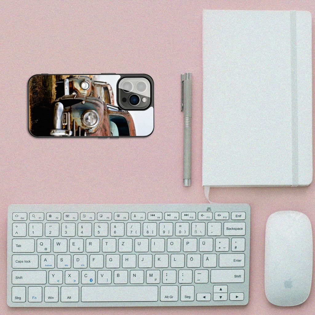 iPhone 13 Pro Silicone Back Case Vintage Auto B2C Telecom