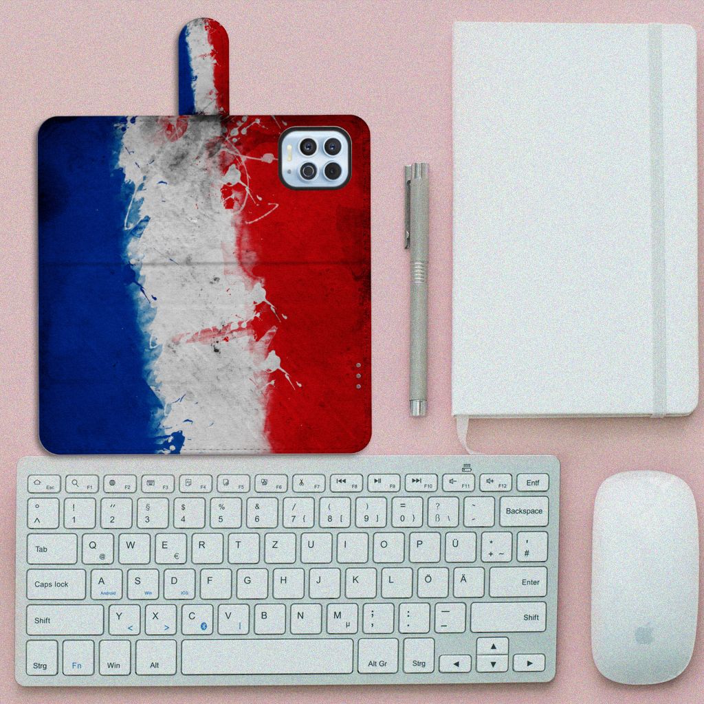 Motorola Moto G100 Bookstyle Case Nederland met artistiek design van de Nederlandse vlag.