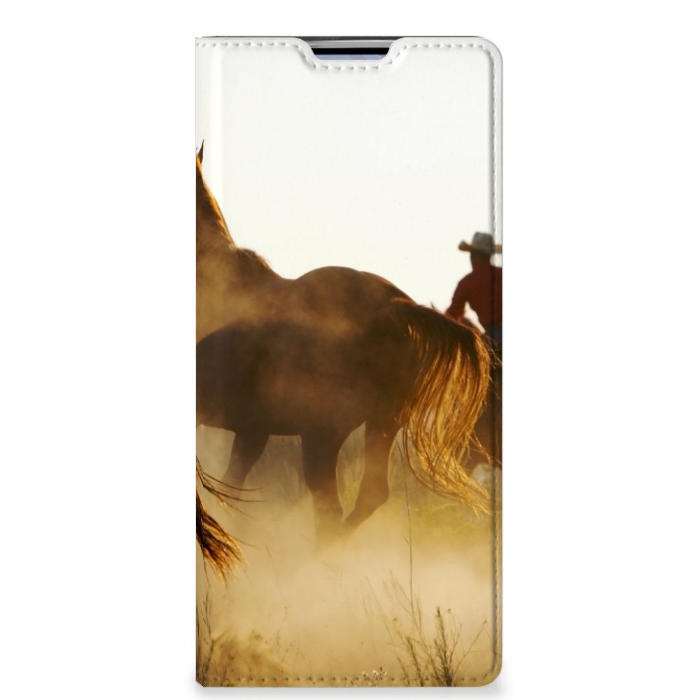 OPPO Find X3 Neo Hoesje maken Design Cowboy met paardenprint en cowboy in de achtergrond.