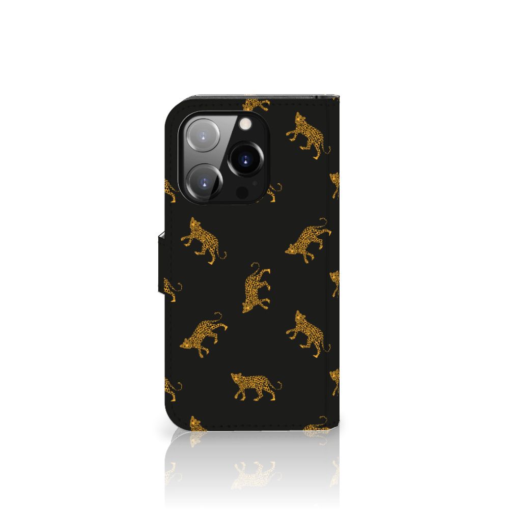 Telefoonhoesje met Pasjes voor iPhone 14 Pro Leopards met een stijlvol luipaardprint design 🐆.