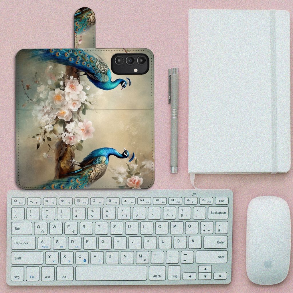 Telefoonhoesje met Pasjes voor Samsung Galaxy A14 4G Vintage Pauwen met kleurrijke pauwen en bloemen op een werkplek.