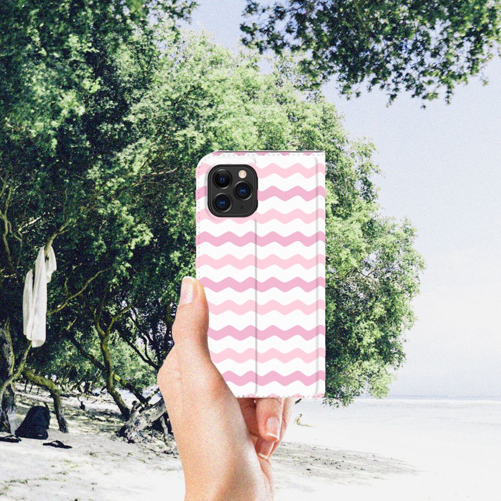 Apple iPhone 11 Pro Hoesje met Magneet Waves Roze