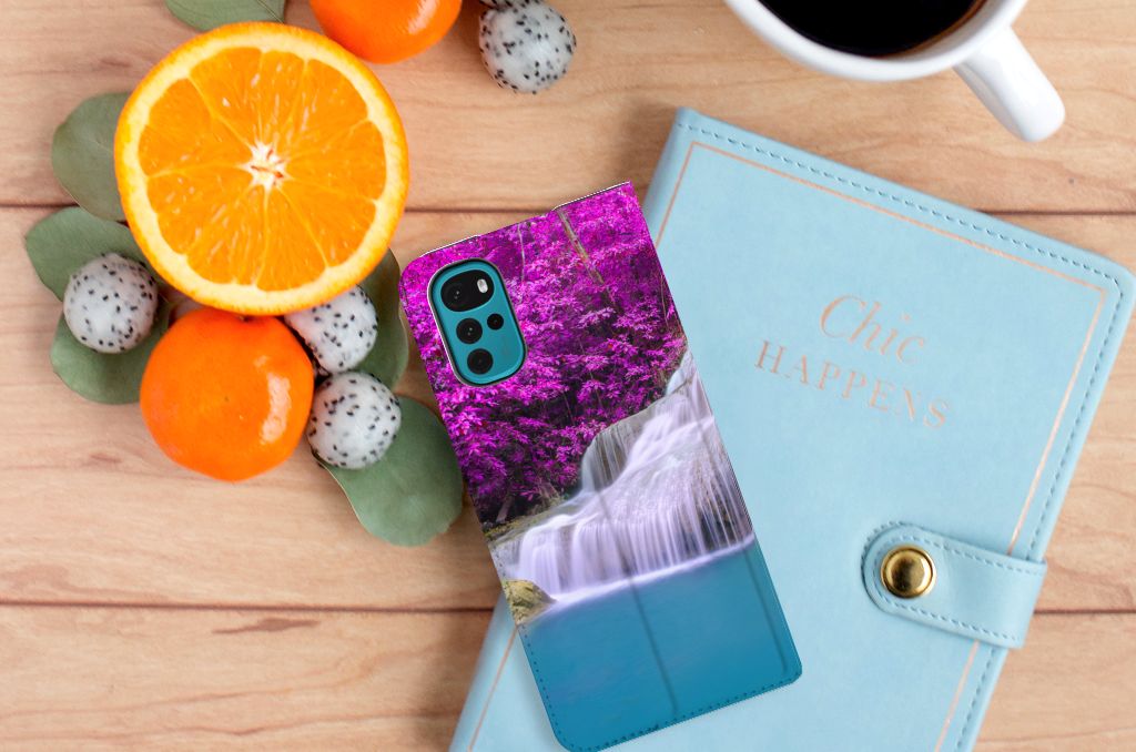 Motorola Moto G22 Book Cover Waterval - B2C Telecom