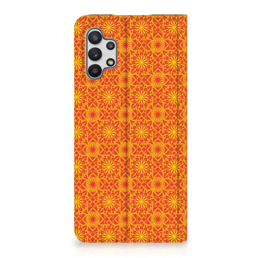 Samsung Galaxy A32 5G Hoesje met Magneet Batik Oranje - B2C Telecom