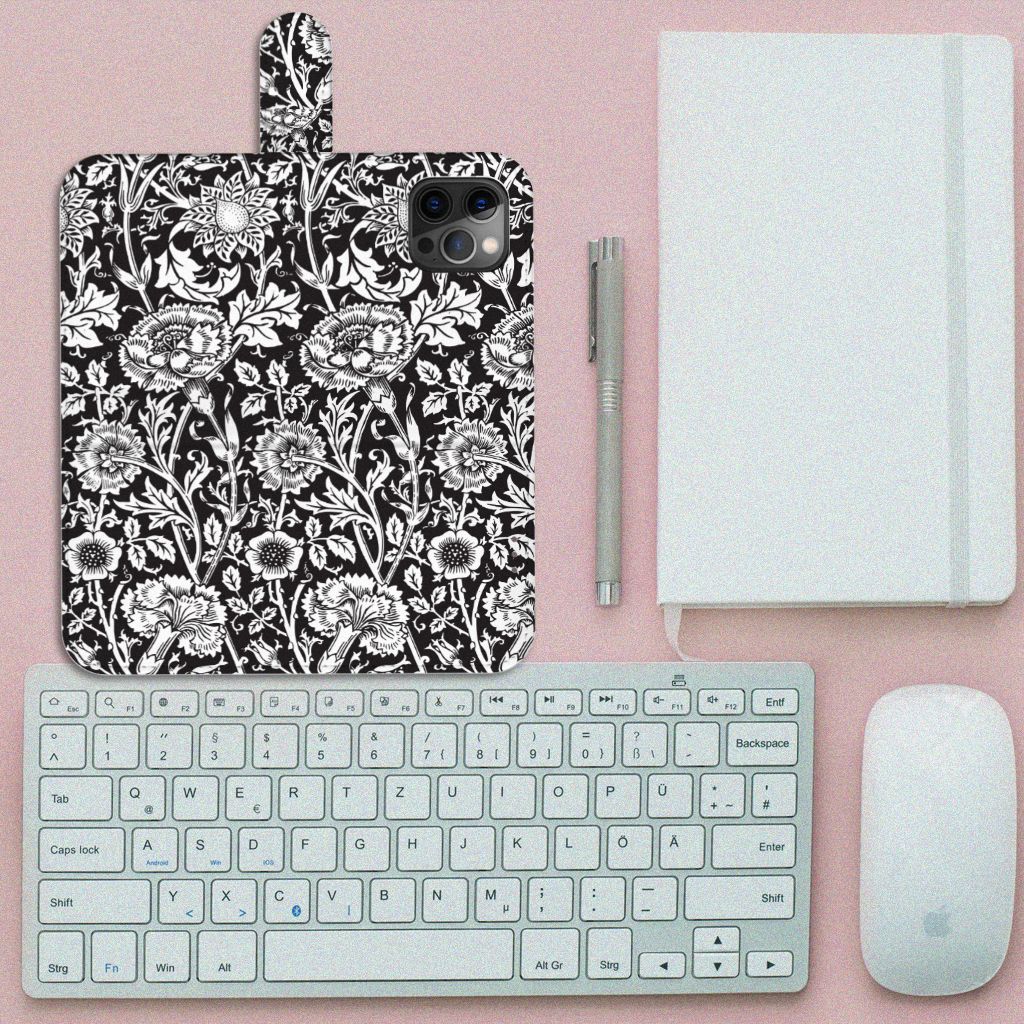 Apple iPhone 12 Pro Max Hoesje Black Flowers
