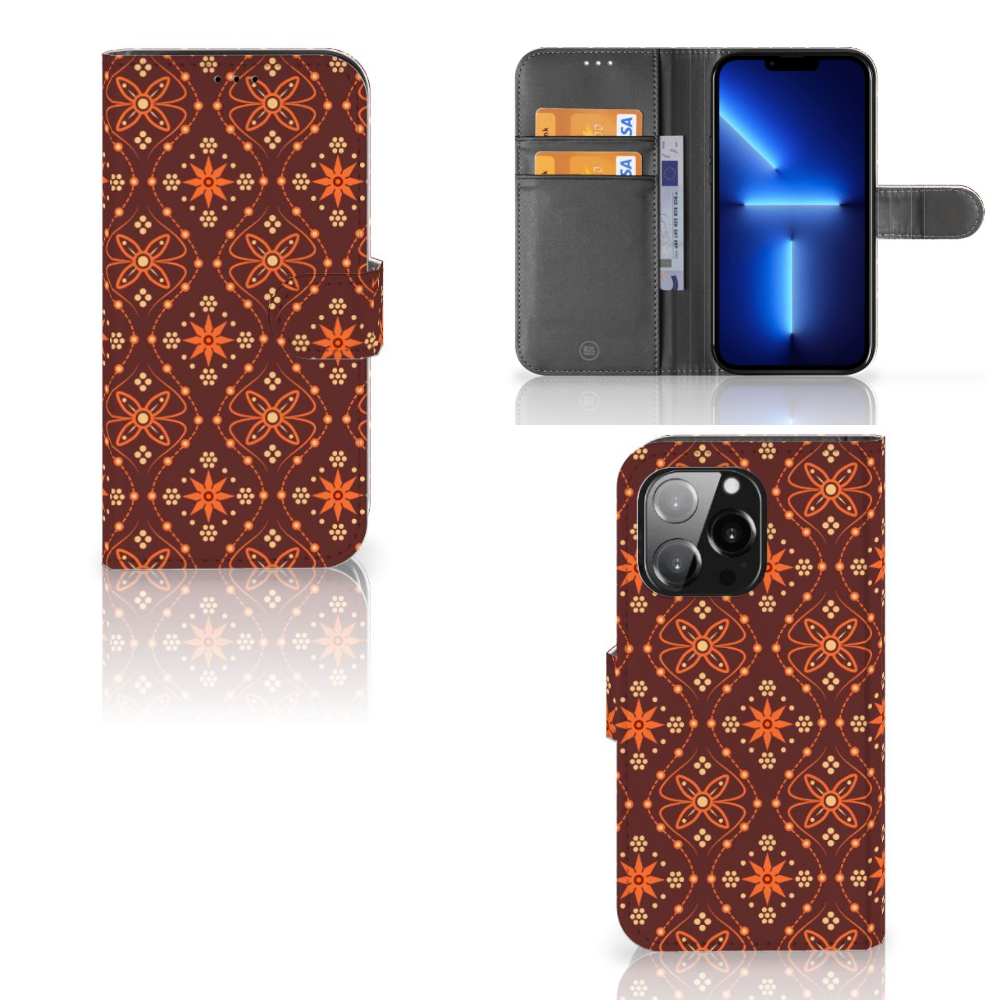 iPhone 13 Pro Telefoon Hoesje Batik Brown met prachtig symmetrisch patroon en handige vakjes voor kaarten.