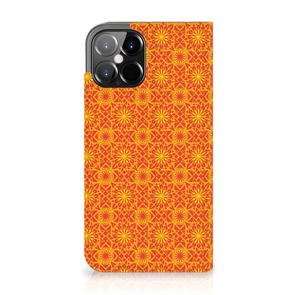 iPhone 12 Pro Max Hoesje met Magneet Batik Oranje - B2C Telecom