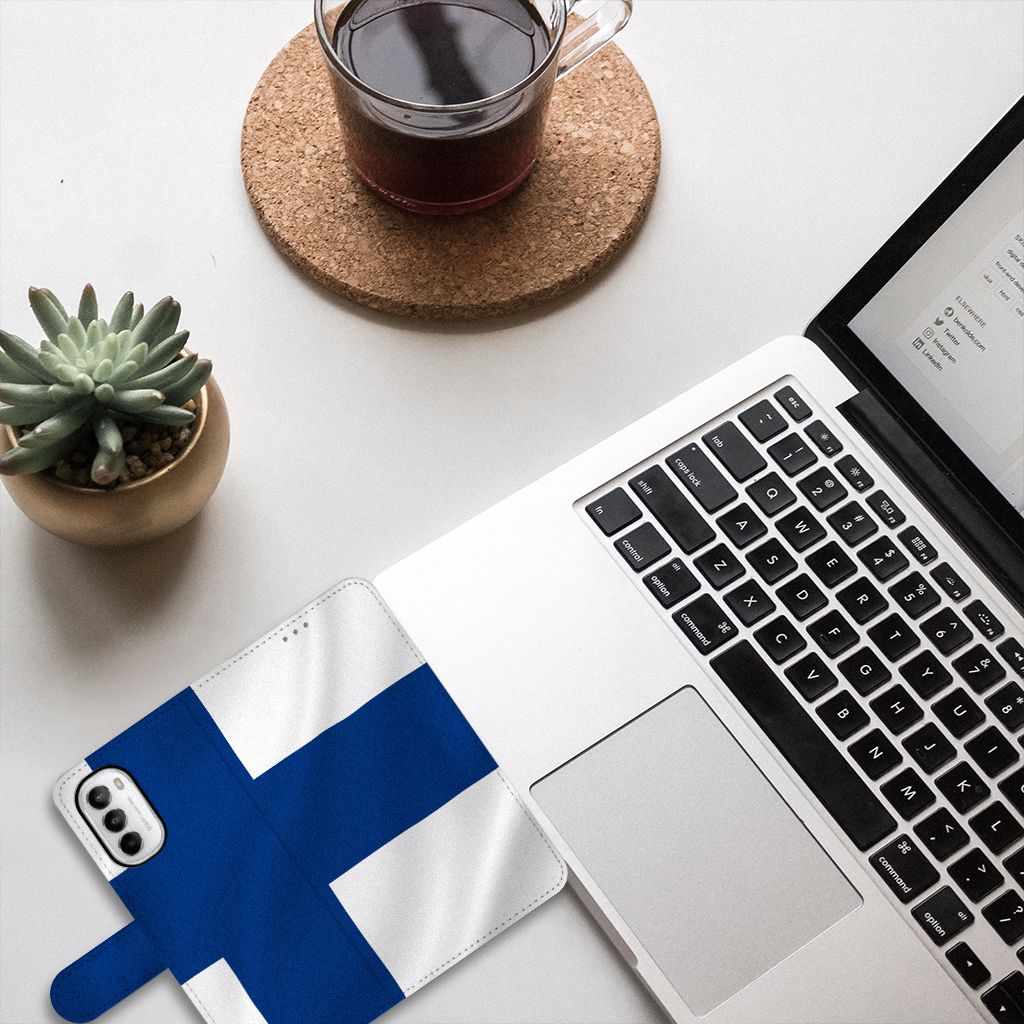 Motorola Moto G52 | Moto G82 Bookstyle Case Finland