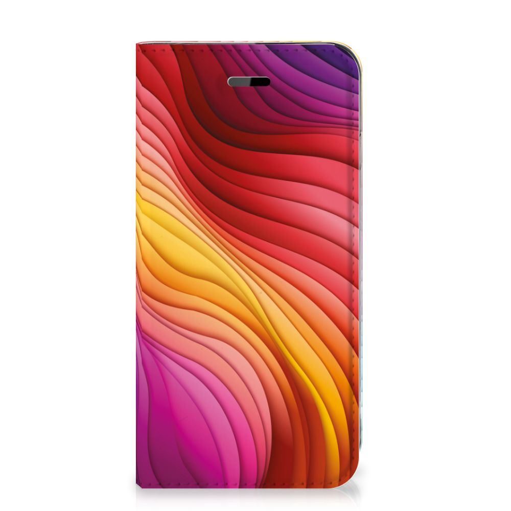 Stand Case voor iPhone 7 | 8 | SE (2020) | SE (2022) Regenboog met een kleurrijk golfdesign in warme tinten.
