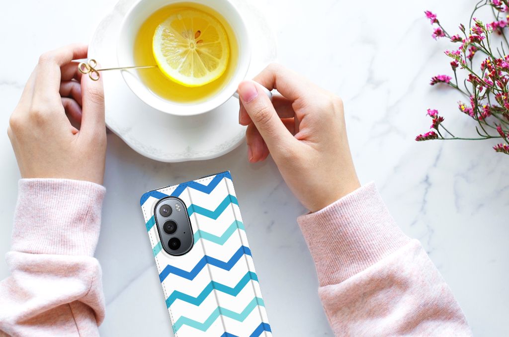 Motorola Edge 30 Pro Hoesje met Magneet Zigzag Blauw - B2C Telecom