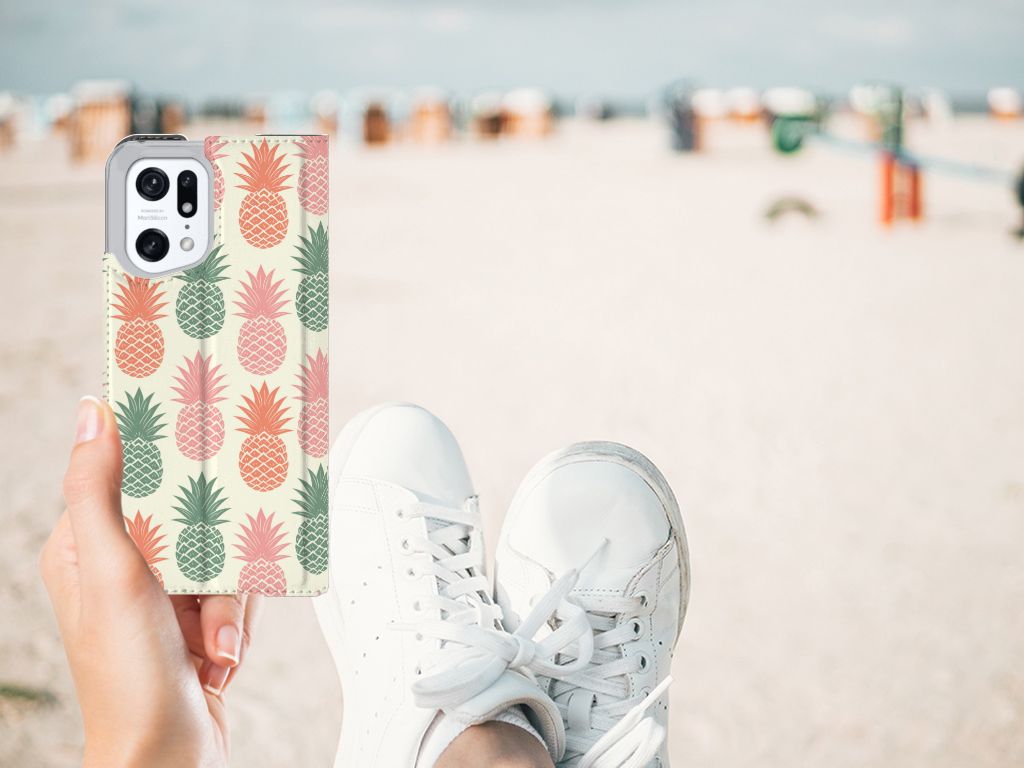 OPPO Find X5 Pro Flip Style Cover Ananas - B2C Telecom