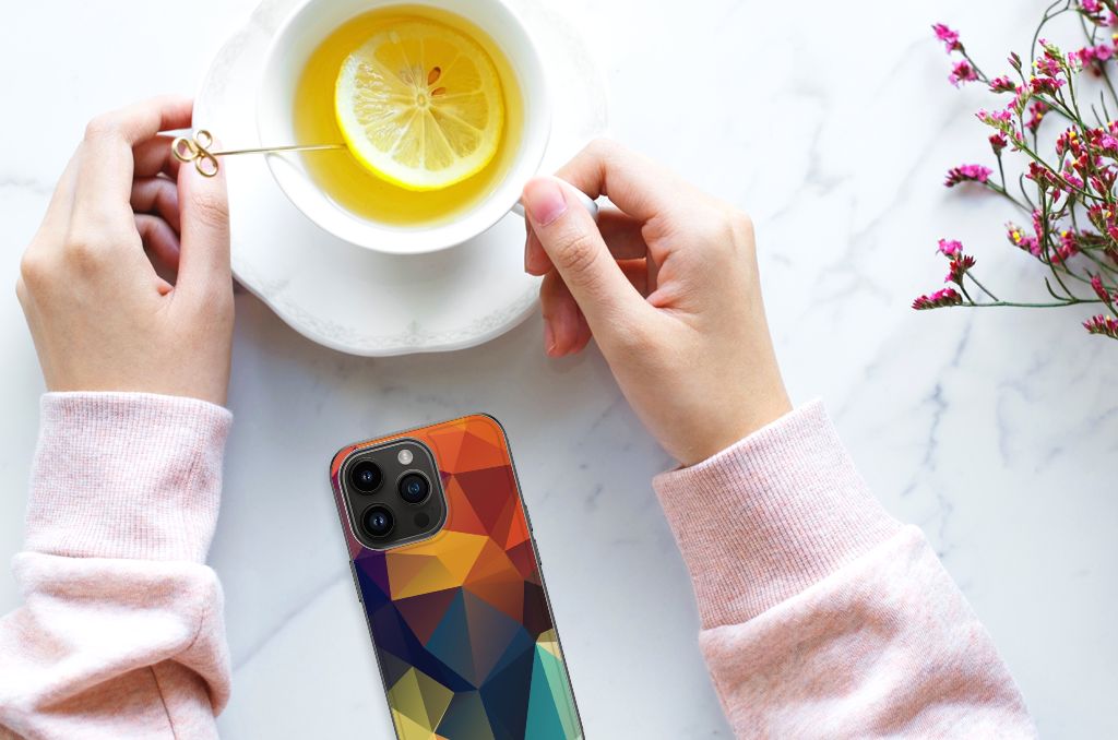 iPhone 15 Pro Backcover Polygon Color B2C Telecom