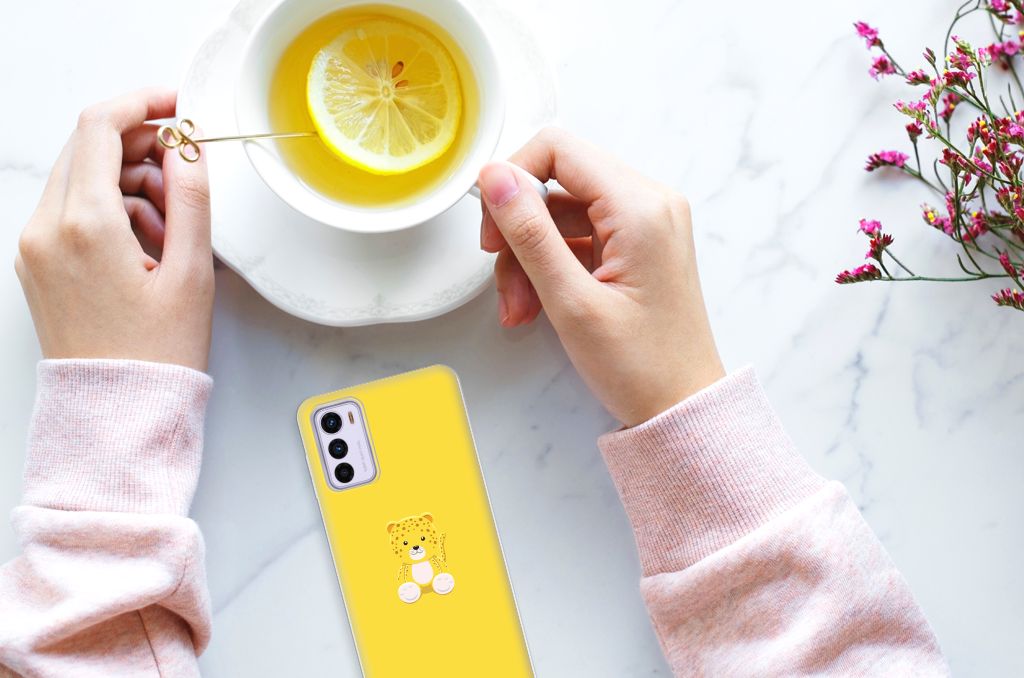 Motorola Moto G42 Telefoonhoesje met Naam Baby Leopard B2C Telecom