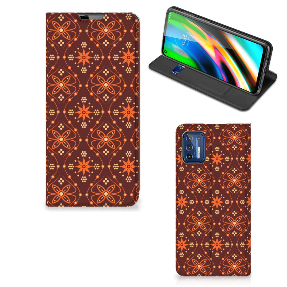 Motorola Moto G9 Plus Hoesje met Magneet Batik Brown