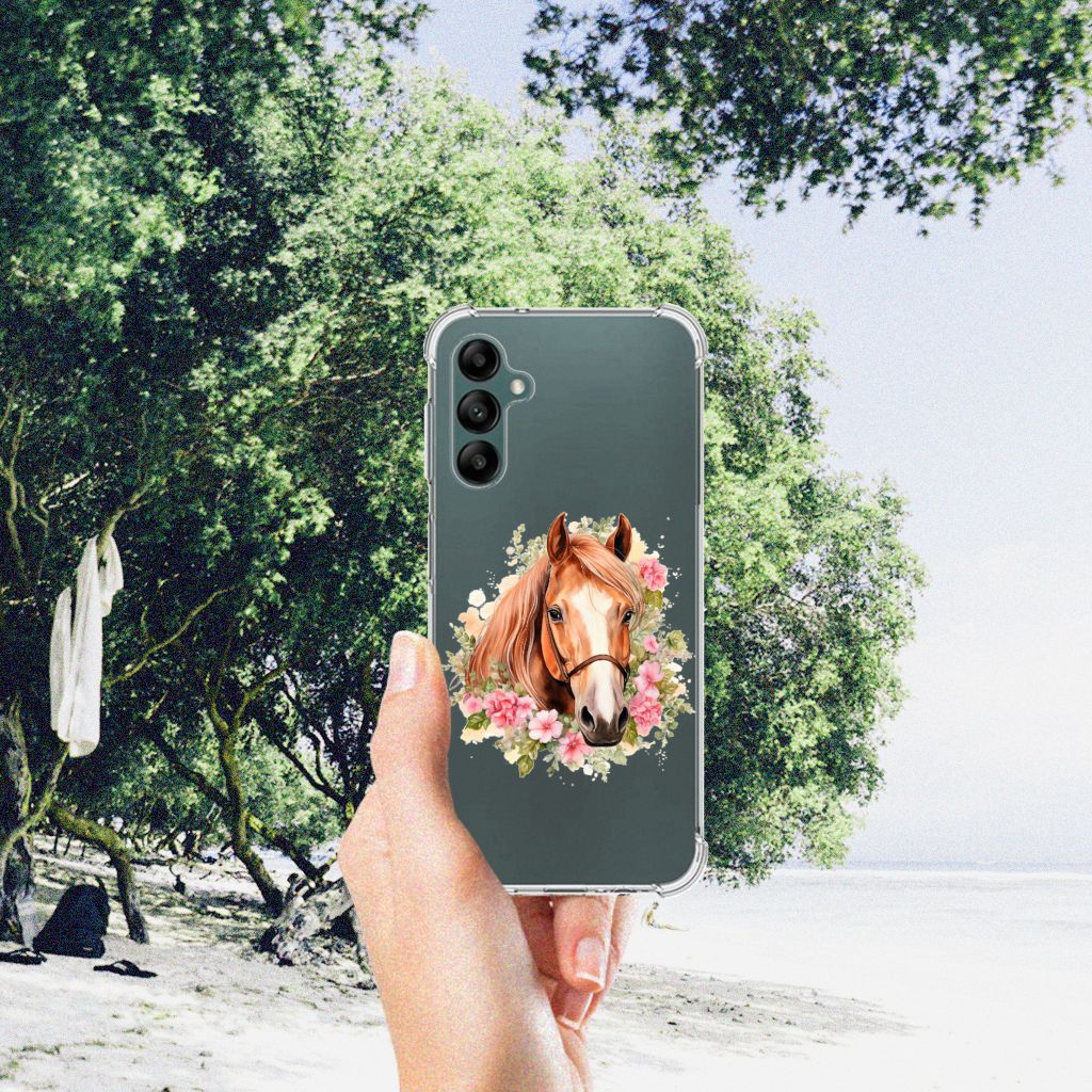 Case Anti-shock voor Samsung Galaxy A14 5G/4G Paard met paardenafbeelding en bloemen op een achtergrond bij het strand.
