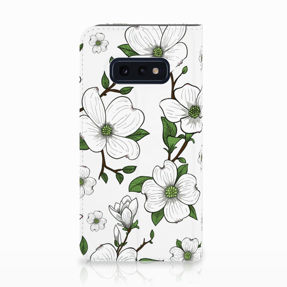 Samsung Galaxy S10e Smart Cover Dogwood Flowers