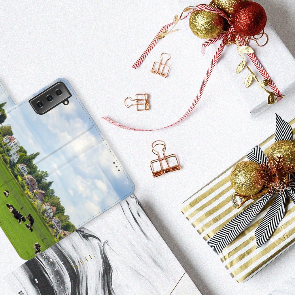 Samsung Galaxy S21 Plus Telefoonhoesje met Pasjes Koeien