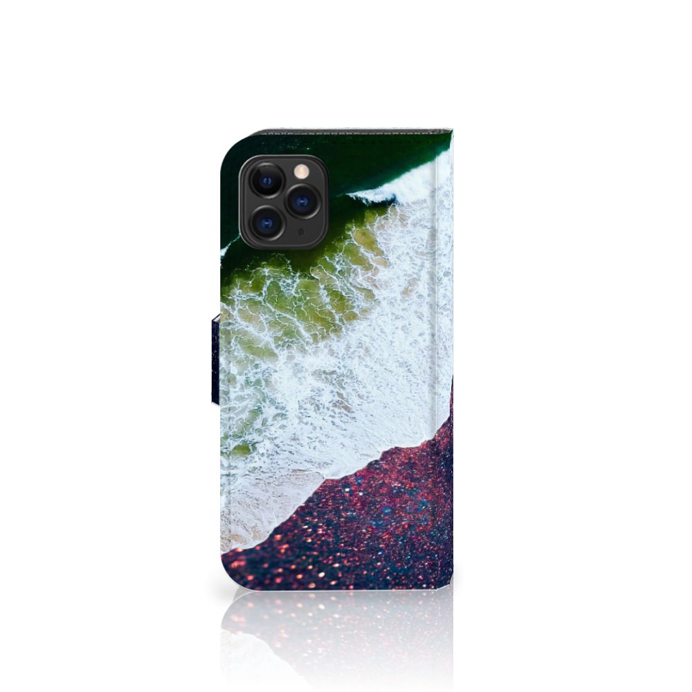 Apple iPhone 11 Pro Book Case Sea in Space