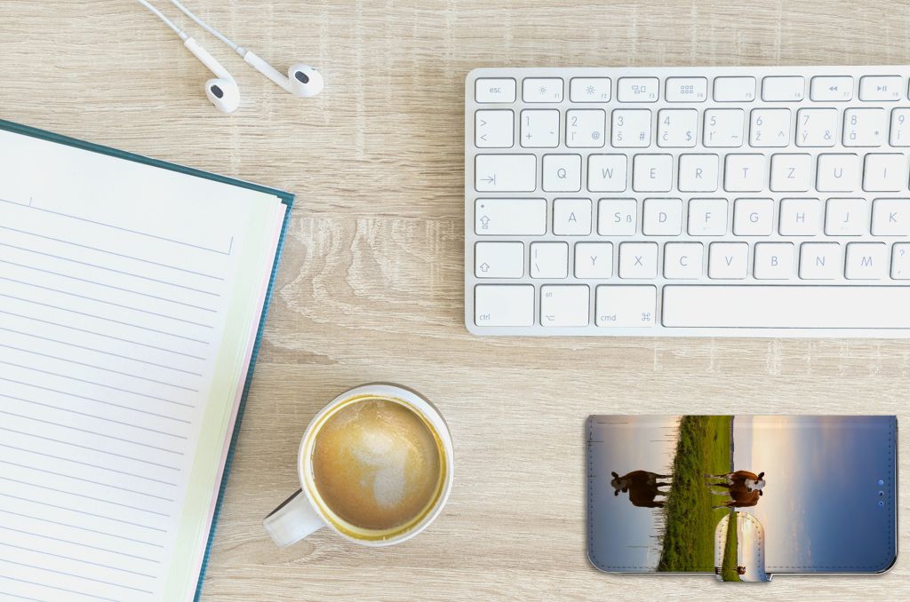 Huawei P Smart 2020 Telefoonhoesje met Pasjes Koe