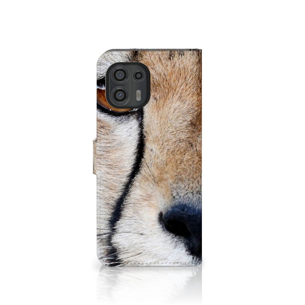 Motorola Edge 20 Lite Telefoonhoesje met Pasjes Cheetah close-up van een cheeta gezicht
