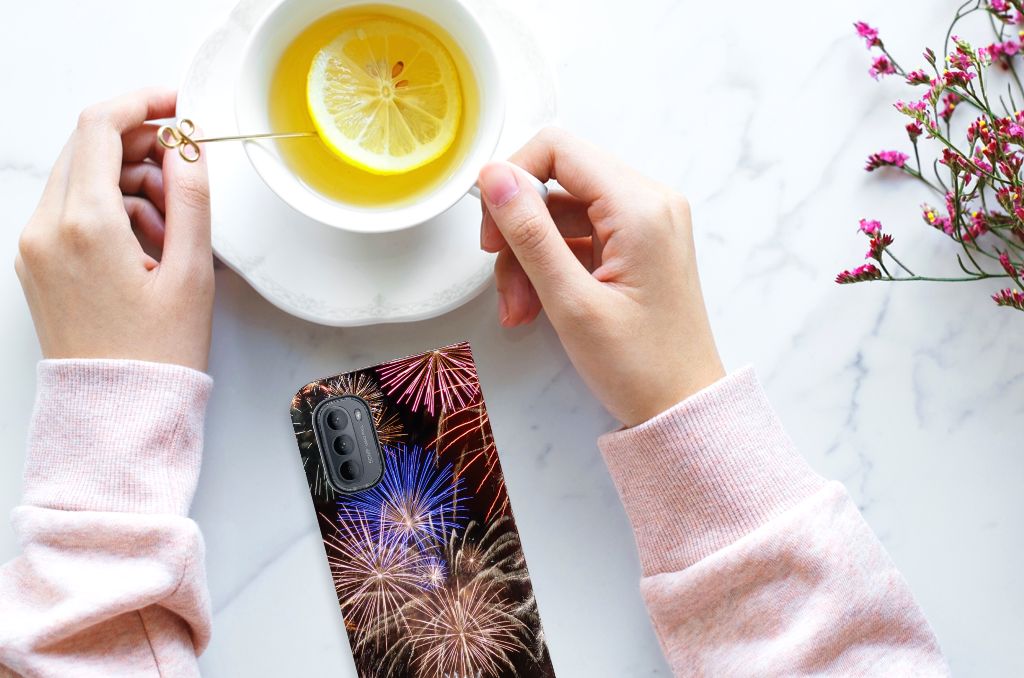 Motorola Moto G31 | G41 Hippe Standcase Vuurwerk - B2C Telecom