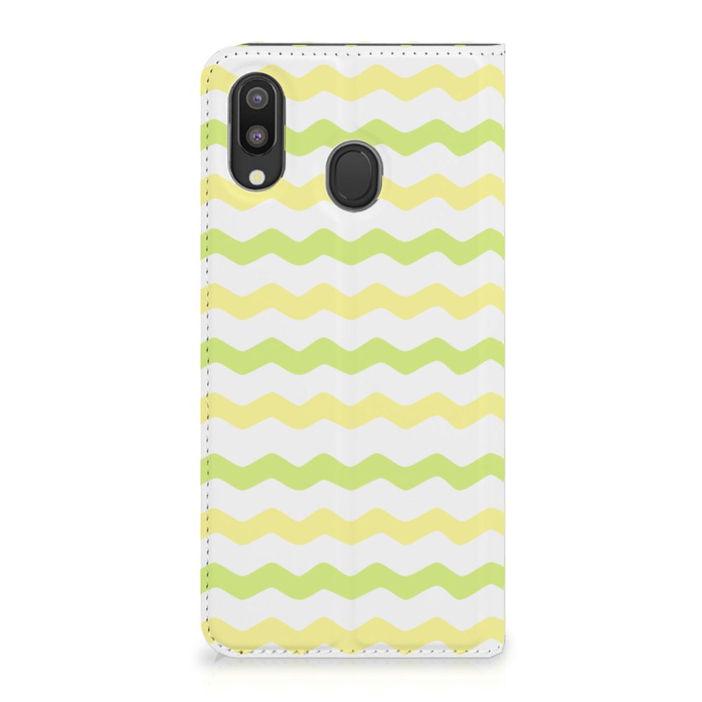 Samsung Galaxy M20 Hoesje met Magneet Waves Yellow