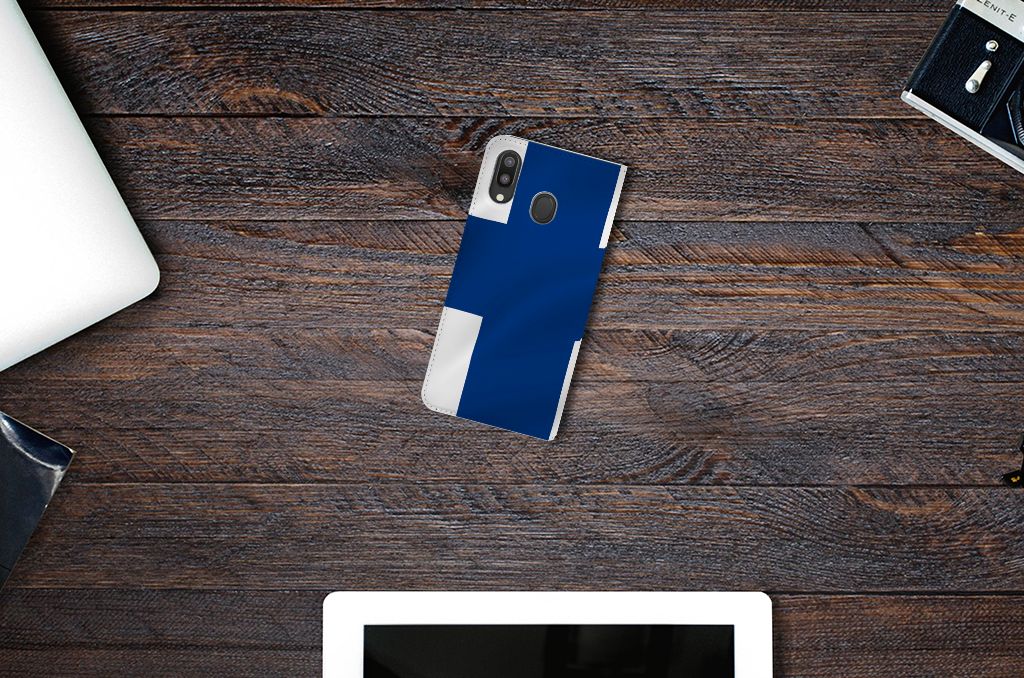 Samsung Galaxy M20 Standcase Finland