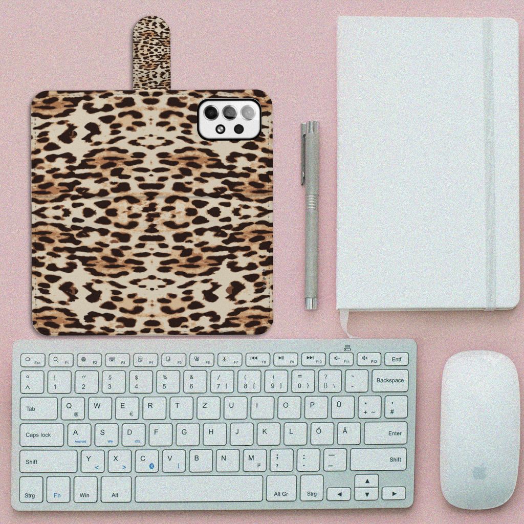 Samsung Galaxy A73 5G Telefoonhoesje met Pasjes Leopard