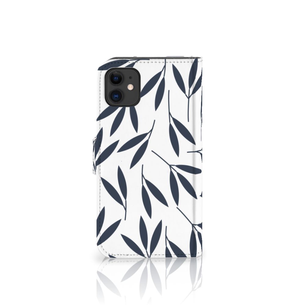 Apple iPhone 11 Hoesje Leaves Blue
