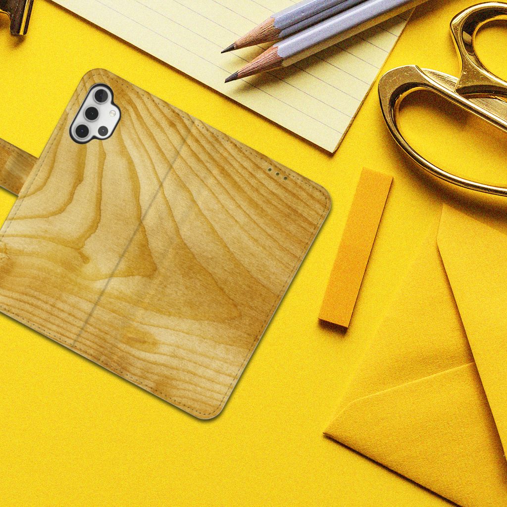 Samsung Galaxy A32 4G Book Style Case Licht Hout