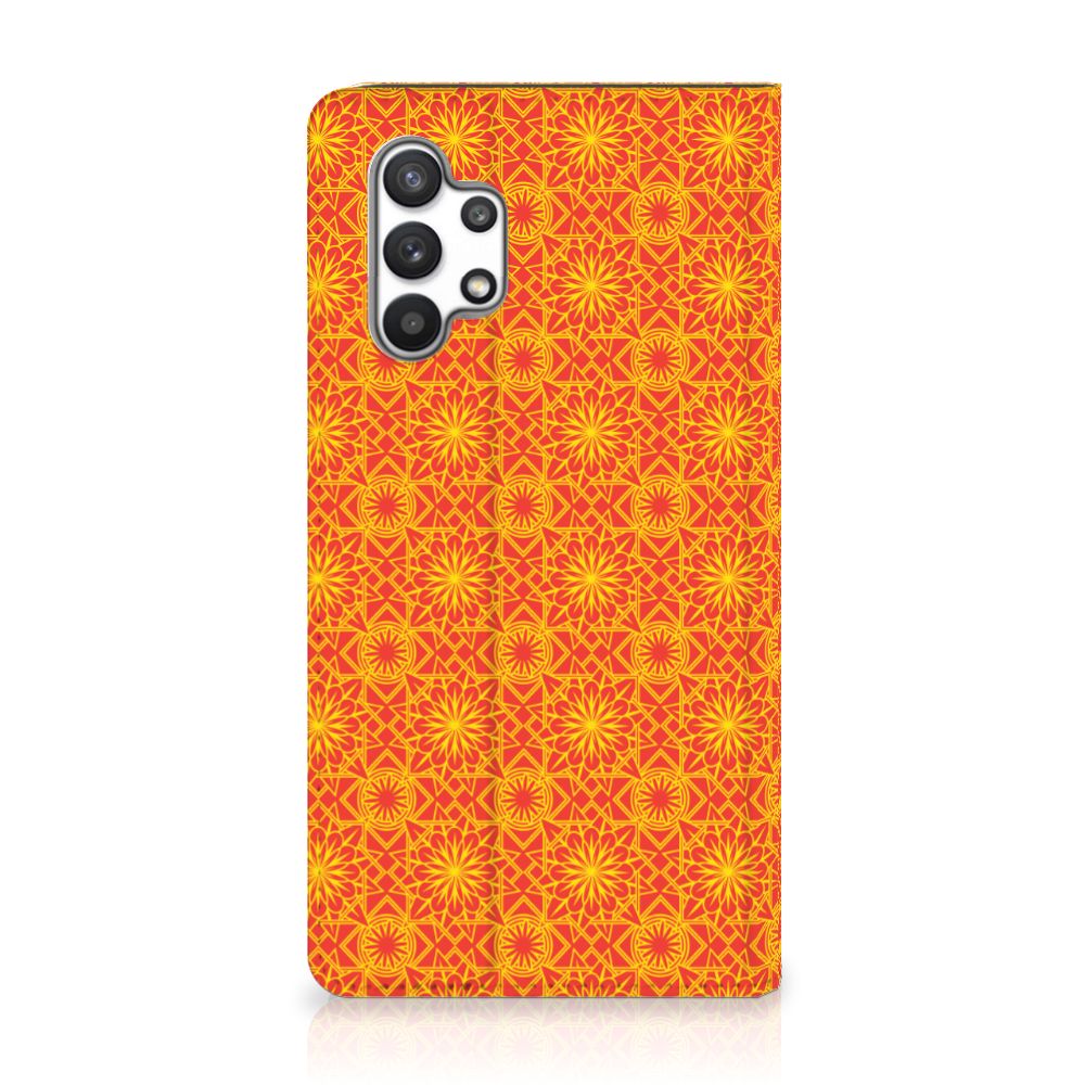 Samsung Galaxy A32 4G | A32 5G Enterprise Editie Hoesje met Magneet Batik Oranje - B2C Telecom