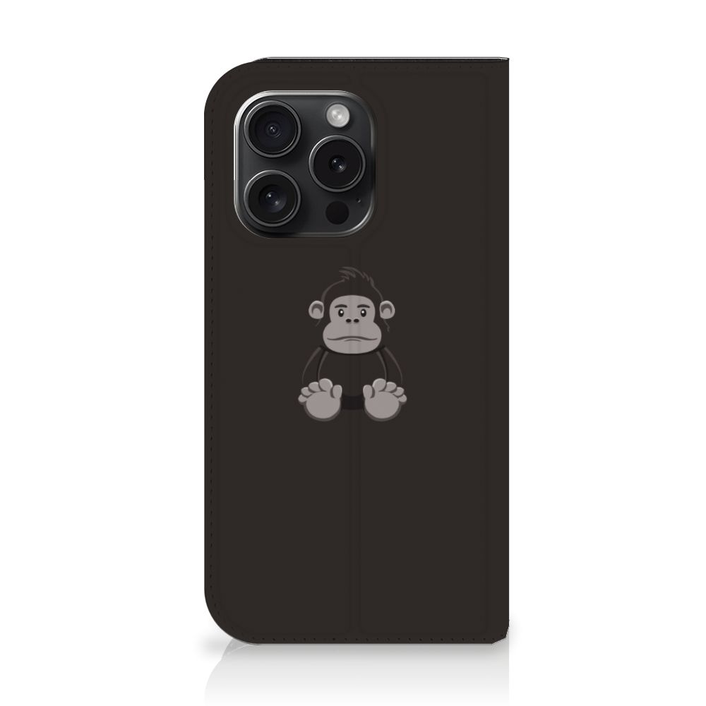 iPhone 15 Pro Magnet Case Gorilla met schattige gorilla afbeelding 🦍 op zwarte achtergrond.