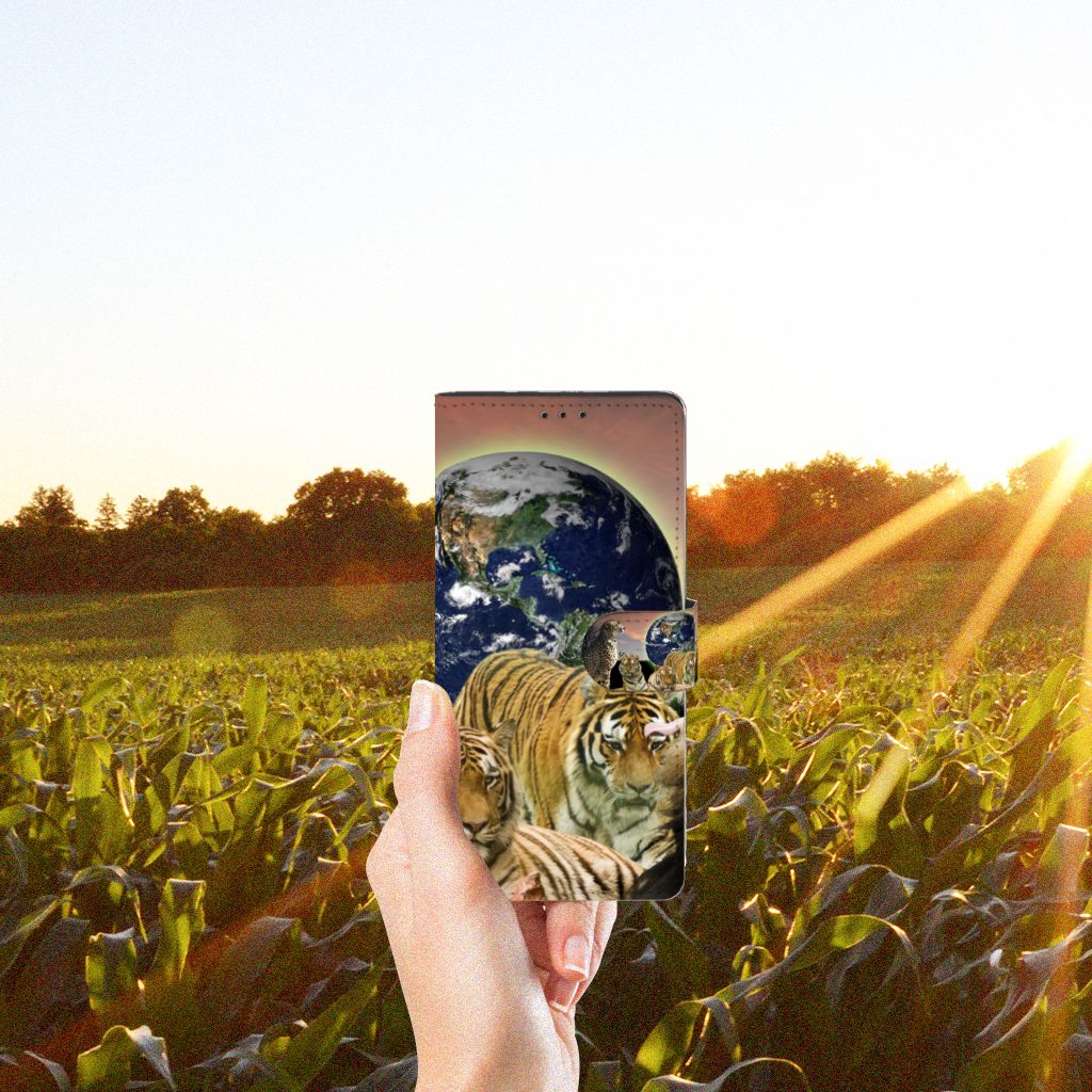 Motorola Edge 20 Lite Telefoonhoesje met Pasjes Roofdieren